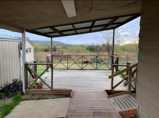 100 Sweetie Ln, Mineral Wells, TX 76067