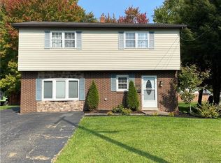 1463 George St, Hermitage, PA 16148