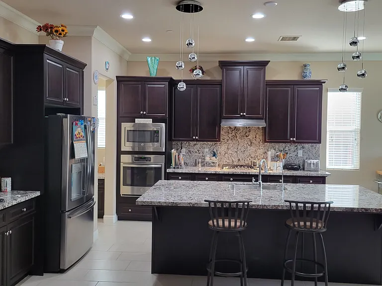 3300 Salem Ave — Photo 20