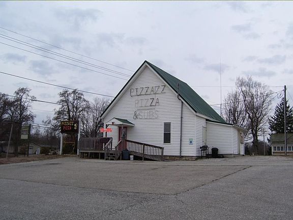 3rd image of 408 W Walnut St