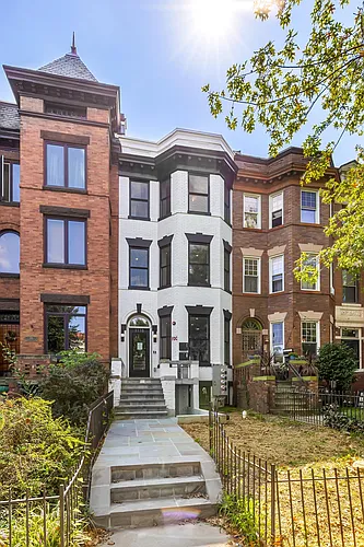 1118 Lamont St NW #1 Photo 1