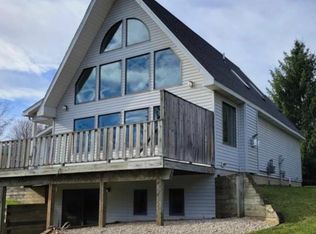 20333 Plourde Cir, Chelsea, MI 48118