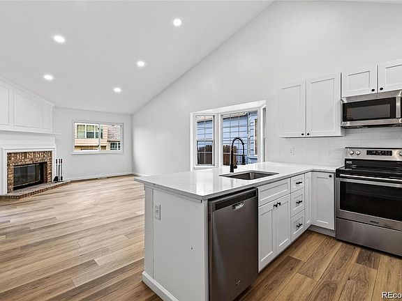 3rd image of 7832 Elmwood Street