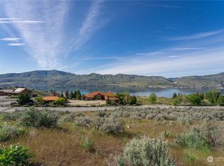 350 Highpoint Ln, Chelan, WA 98816