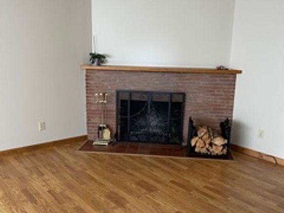 4th image of 2208 E 17th St