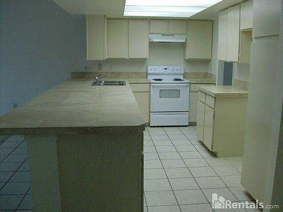 5th image of 6531 W Highland Ave