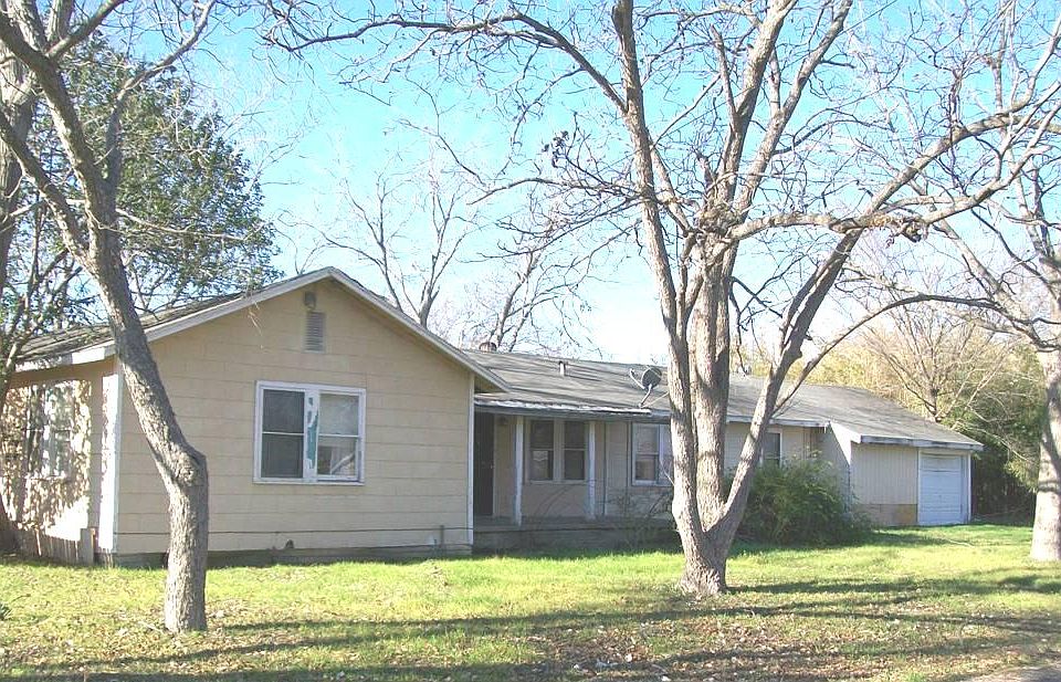 112 W Ila St, Elgin, TX 78621 Zillow