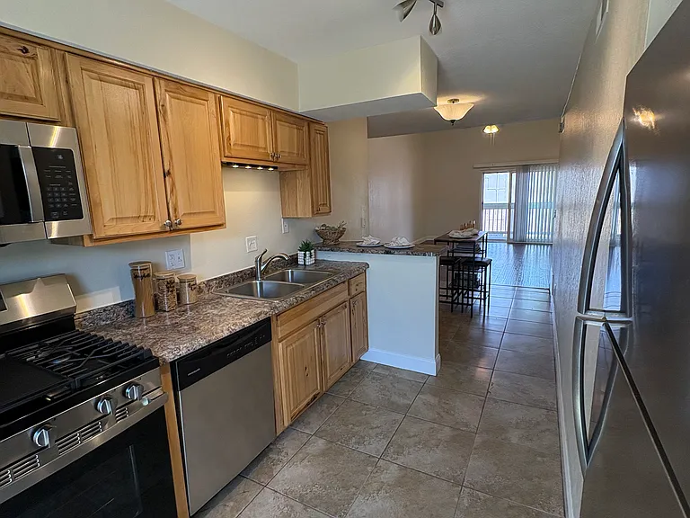 3485 Rebecca Ln #G — Photo 8