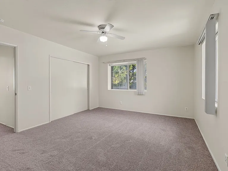 4005 Haverford Ave — Photo 14