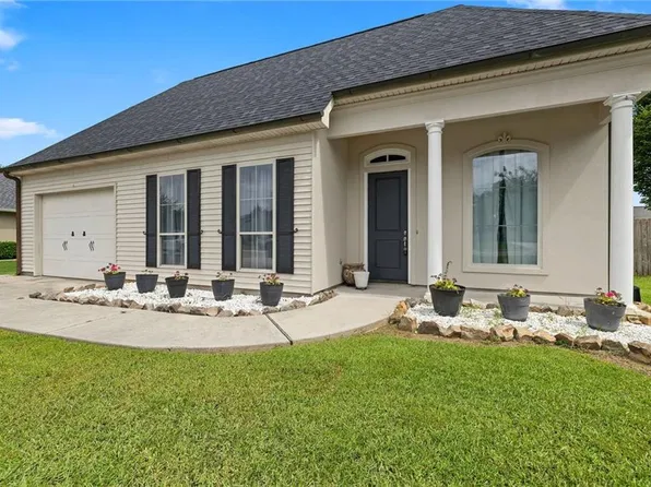 28479 Twilight Dr, Ponchatoula, LA 70454