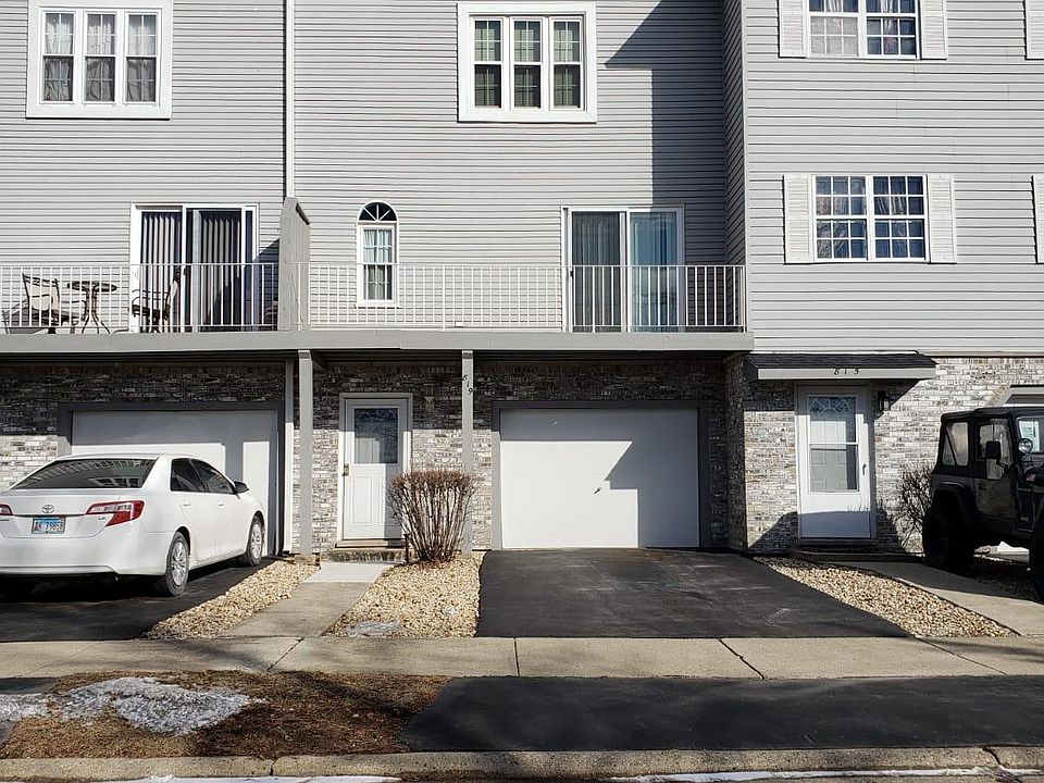 Front view of the three level townhouse