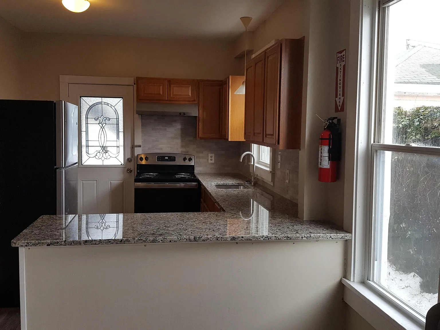 2 bed, 1000 sqft, $1,800 — Photo 3
