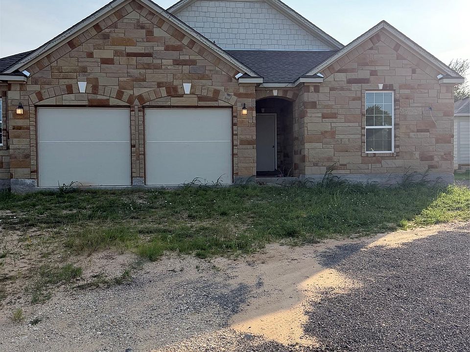 1st image of 140 Arosa Dr