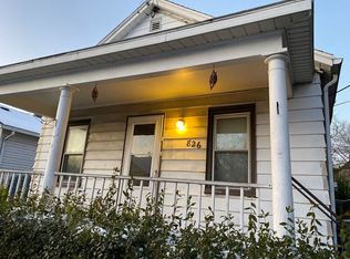 826 Jackson St, Racine, WI 53404