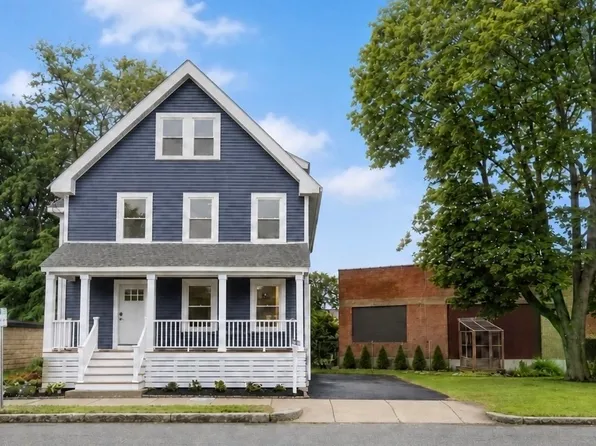 80 Dell Ave, Melrose, MA 02176