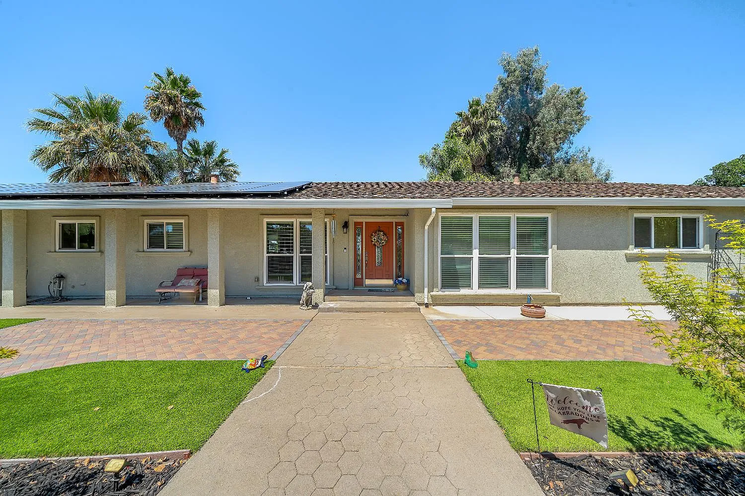4861 Mesa Dr photo 1
