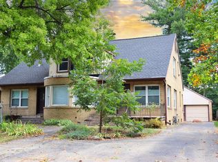 224 E Oak Park Dr, Peoria, IL