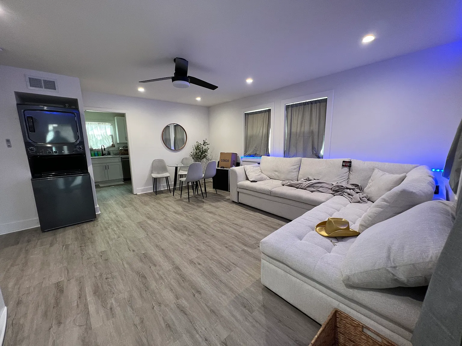 6 bed, 1934 sqft, $7,400 — Photo 2