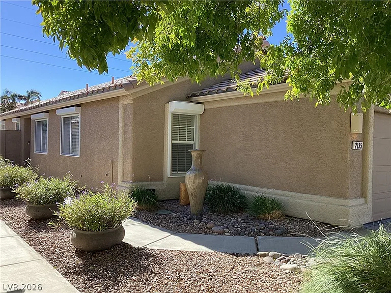 2135 Hidden Ranch Ter — Photo 2