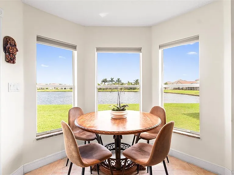 9505 Aegean Dr — Photo 12
