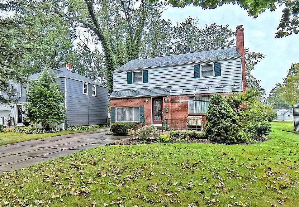 1st image of 251 Ridgewood Dr