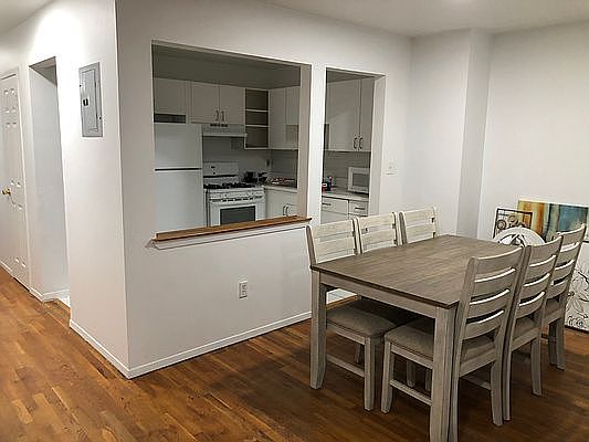 4th image of 48-08 67th St Floor 3
