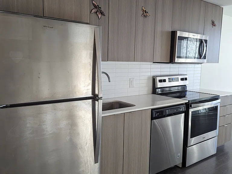 3237 Bayview Ave #901 — Photo 8