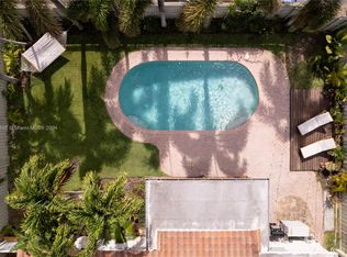 2008 N 32nd Ct, Hollywood, FL 33021