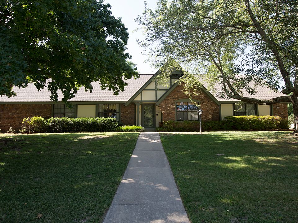 One-Story on Half Acre in Jenks Schls