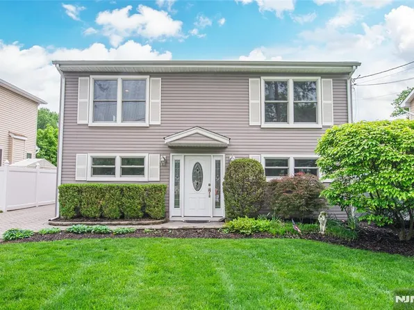530 Salem St, Paramus, NJ 07652