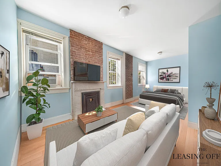 327 W 18th St #3 — Photo 1