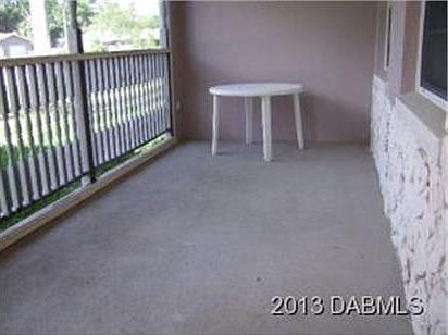3rd image of 9 Greenfern Cir