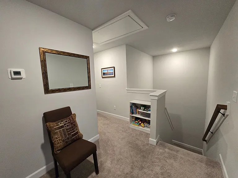 74 Hawk Ridge Dr — Photo 25