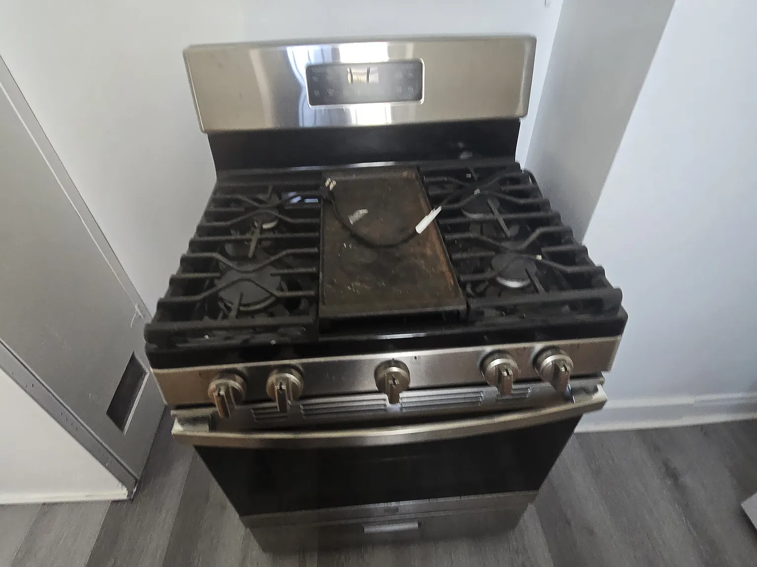 1 bed, 650 sqft, $1,600 — Photo 4