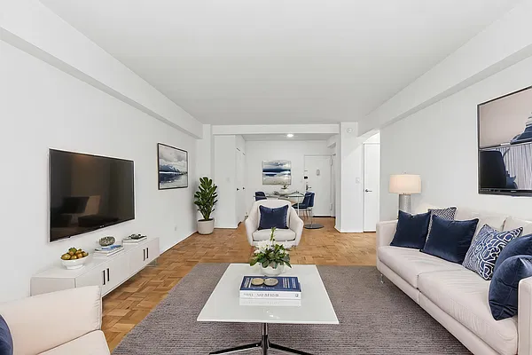 200 East 36th Street #5C