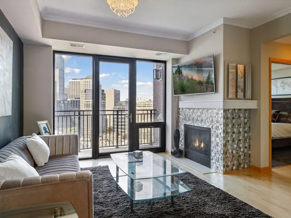 500 E Grant St APT 2304, Minneapolis, MN 55404