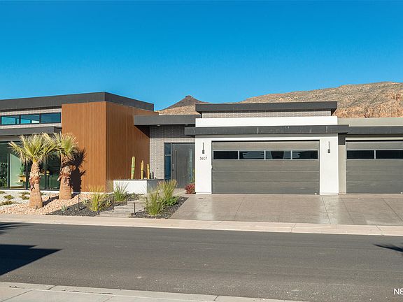 3rd image of 3607 S Cypress Point Rd