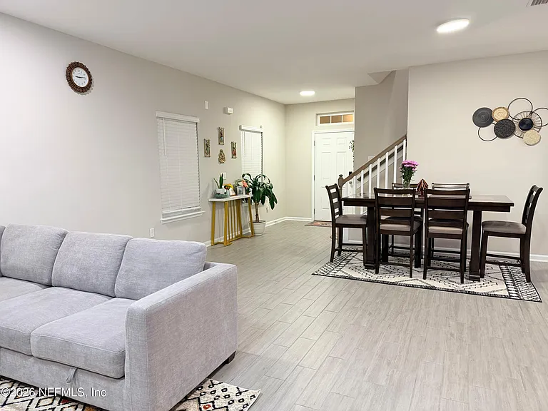 70 Golden Fern Dr — Photo 8