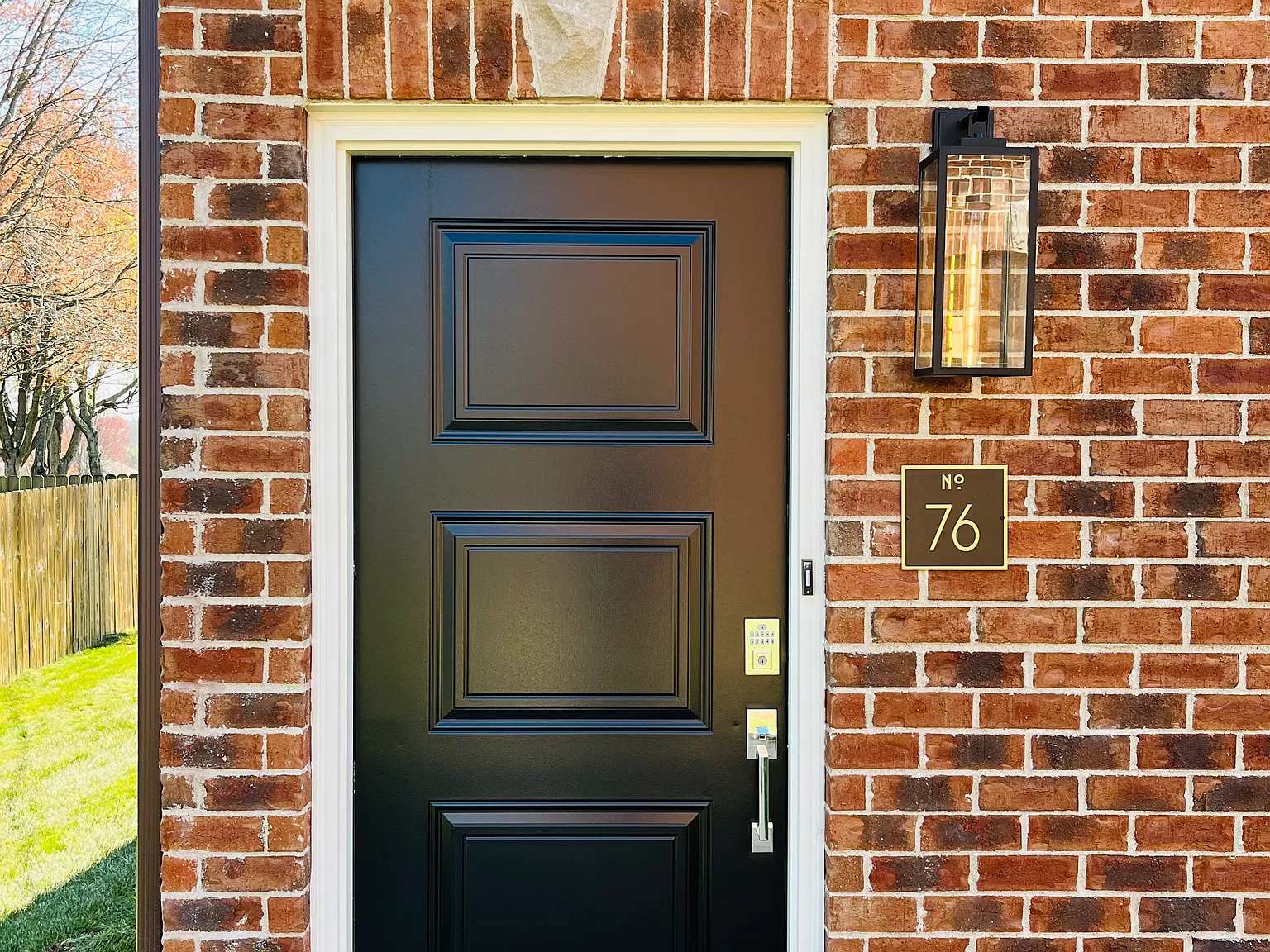 2 bed, 2.5 bath, 1150 sqft, $1,600 — Photo 3