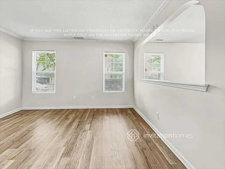4501 Arcaro Dr — Photo 7