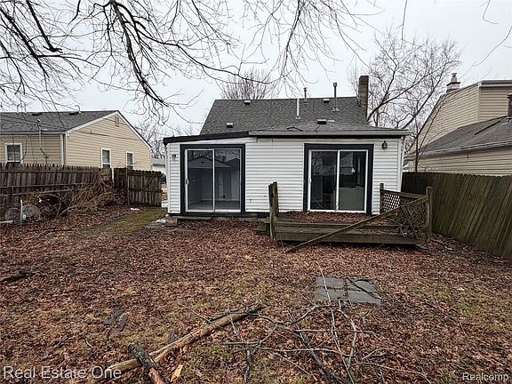 4th image of 8276 Timken Ave