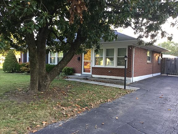 2nd image of 3002 Boaires Ln