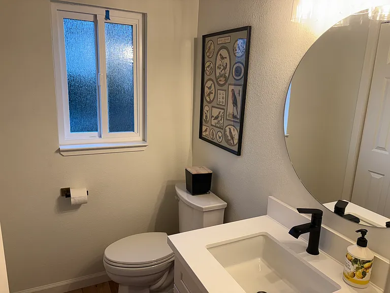 104 Lloyd Ct — Photo 12