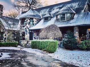 1717 Probert Rd, Jackson, MI 49203