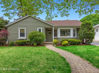 1106 N Mitchell Ave, Arlington Heights, IL 60004