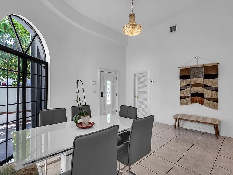 8119 Harding Ave #10 — Photo 7