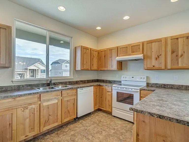 2120 Orchard Bloom Dr — Photo 8
