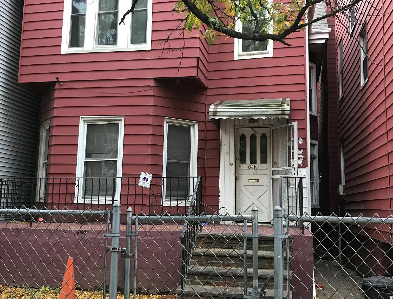 2 bed, 1200 sqft, $2,500 — Photo 1