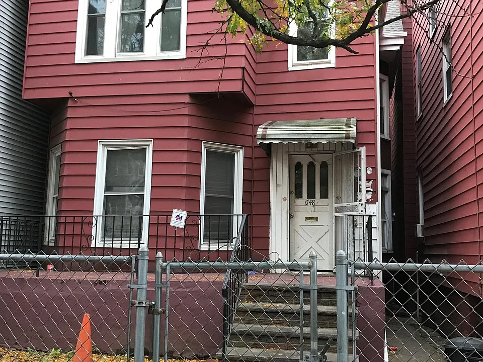 648 Bergen Ave #1