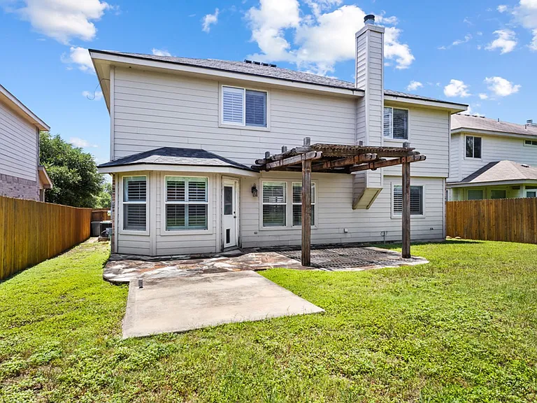 10315 Timber Country — Photo 27